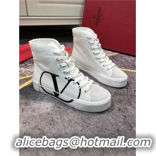 Unique Valentino High Tops shoes For Women #733296