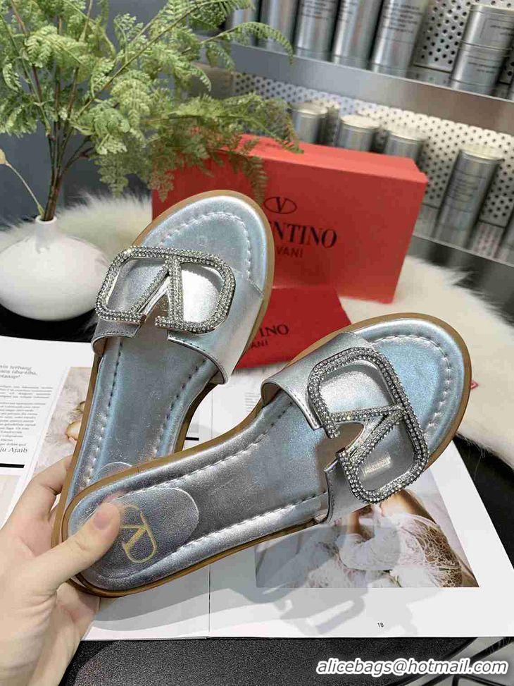 Popular Style Valentino Slippers For Women #738645