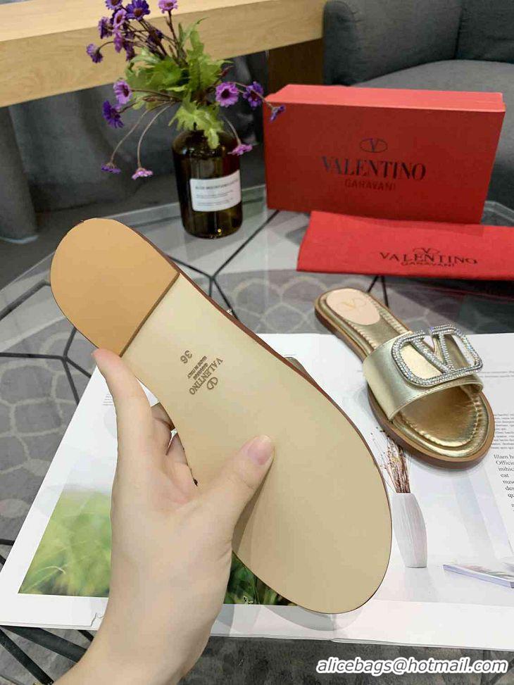 Pretty Style Valentino Slippers For Women #738647