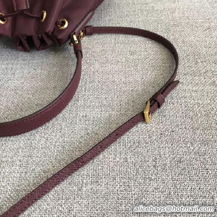 Noble Cheapest Prada Re-Edition nylon Tote bag 81166 Burgundy