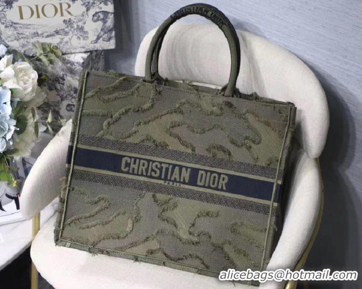 Buy Design DIOR BOOK TOTE BAG IN EMBROIDERED CANVAS C1286 green