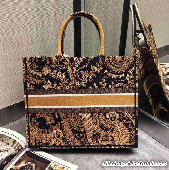 Most Popular ORANGE AND BLACK DIOR BOOK TOTE DIOR ANIMALS EMBROIDERED CANVAS BAG M747