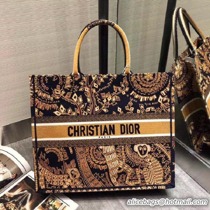 Most Popular ORANGE AND BLACK DIOR BOOK TOTE DIOR ANIMALS EMBROIDERED CANVAS BAG M747