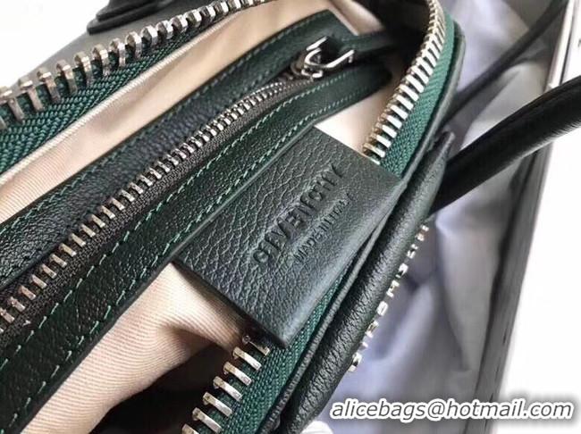 OUTLETS Givenchy Grained Calfskin Small Antigona Bag BB0511 Blackish green