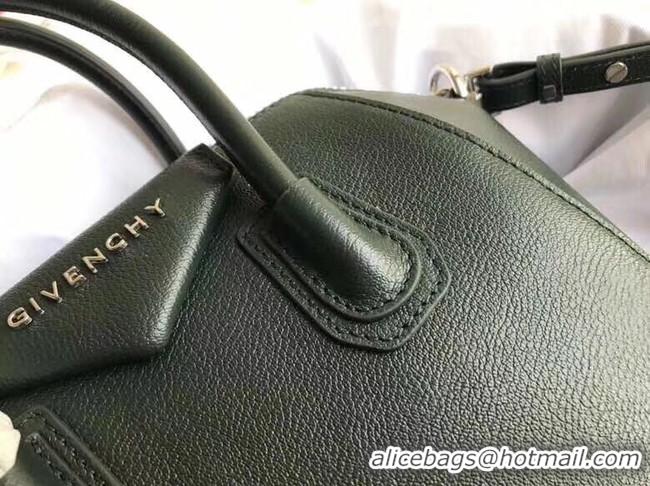 OUTLETS Givenchy Grained Calfskin Small Antigona Bag BB0511 Blackish green