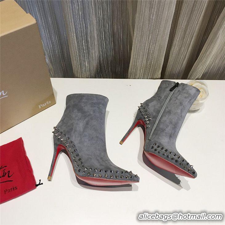 Grade Quality Christian Louboutin Boots For Women #728224