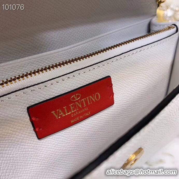 Inexpensive VALENTINO Origianl Leather Bag V0018 white