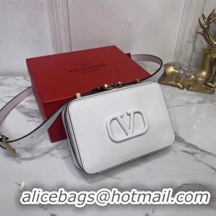 Promotional VALENTINO Origianl leather shoulder bag V0020 white