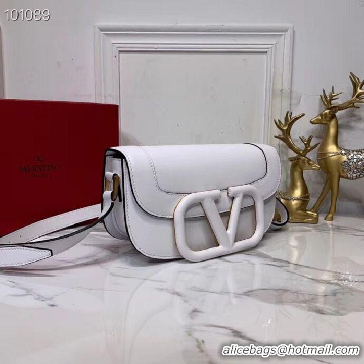 New Style VALENTINO Origianl leather shoulder bag V0030A white