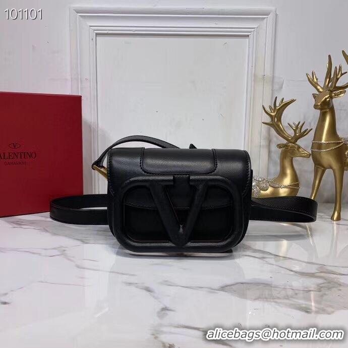 Classic Specials VALENTINO Origianl leather shoulder bag V0032A black