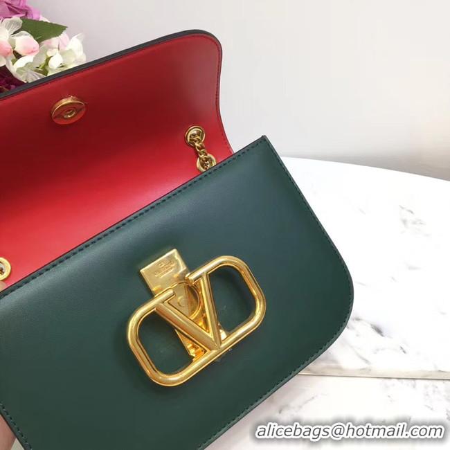 Best Luxury VALENTINO VLOCK Origianl leather shoulder bag 2222 green