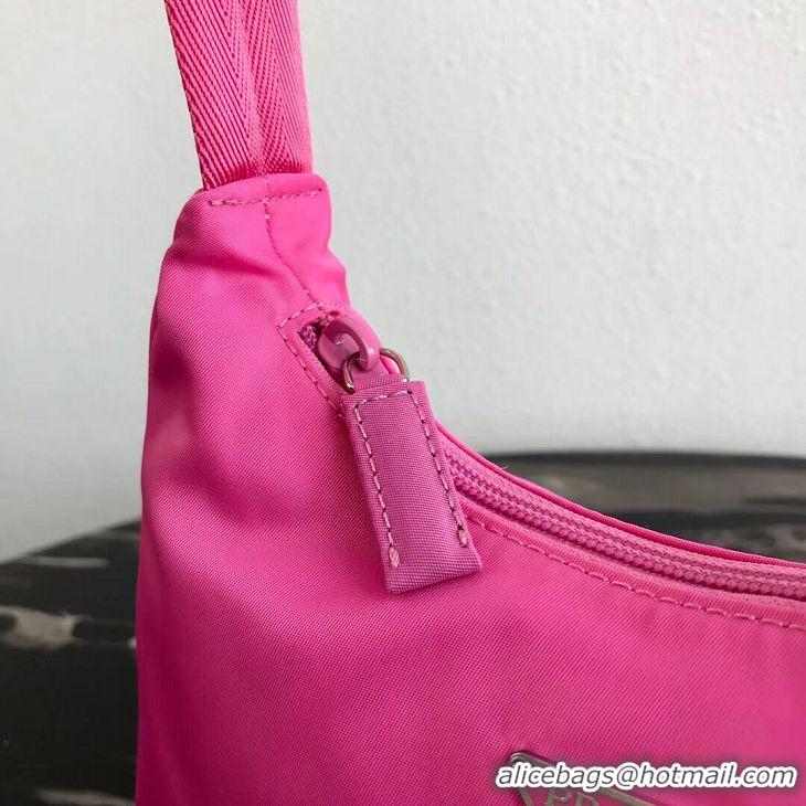 Shop Duplicate Prada Re-Edition nylon Tote bag MV519 pink