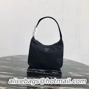 Buy Classic Prada Re-Edition nylon Tote bag MV519 black