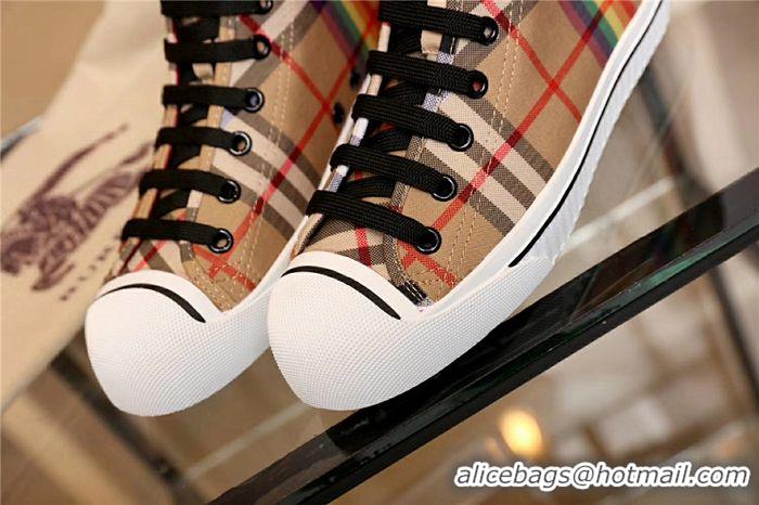 Stylish Burberry High Tops Shoes #616637