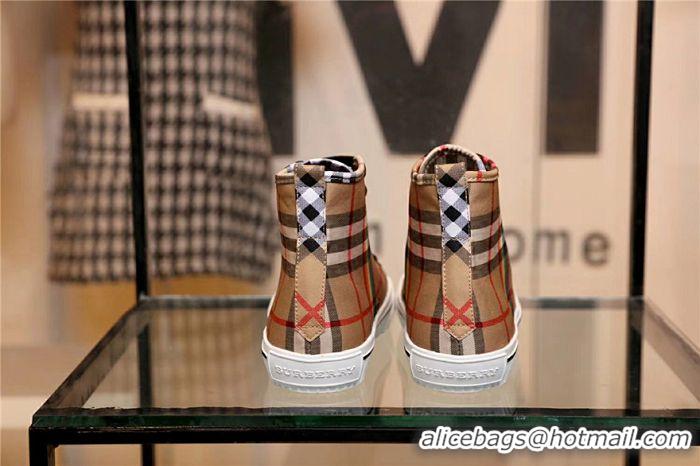 Stylish Burberry High Tops Shoes #616637