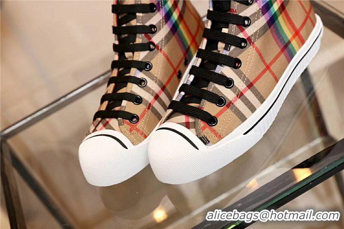 Stylish Burberry High Tops Shoes #616637