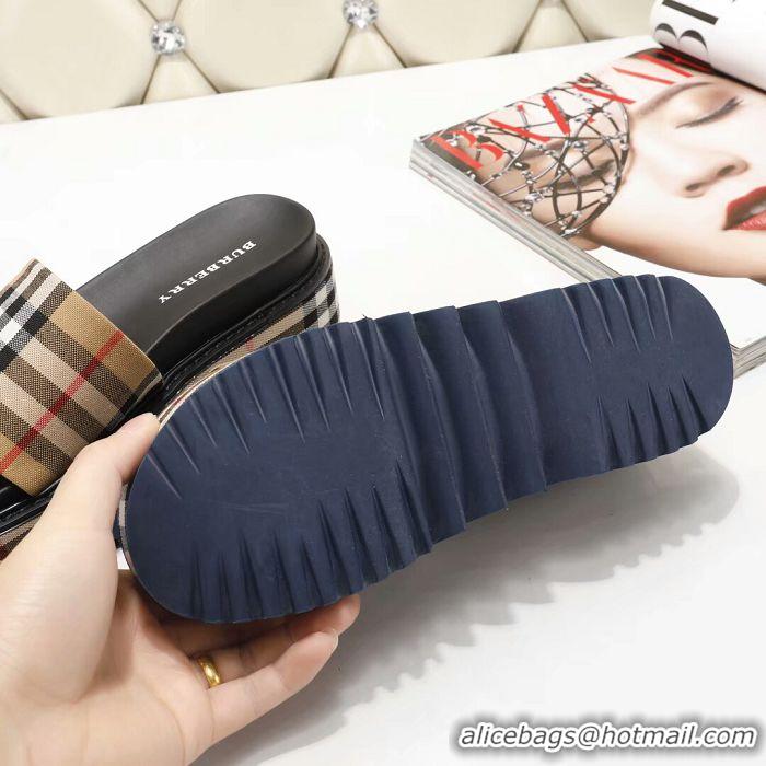 Low Cost Burberry Slippers For Women #693018