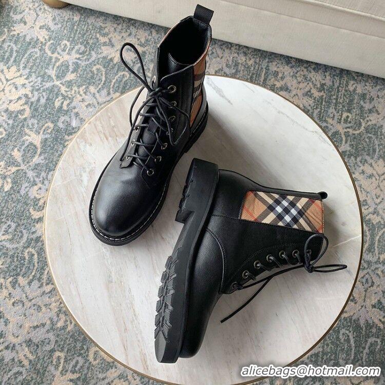 Classic Burberry Boots For Women #722168