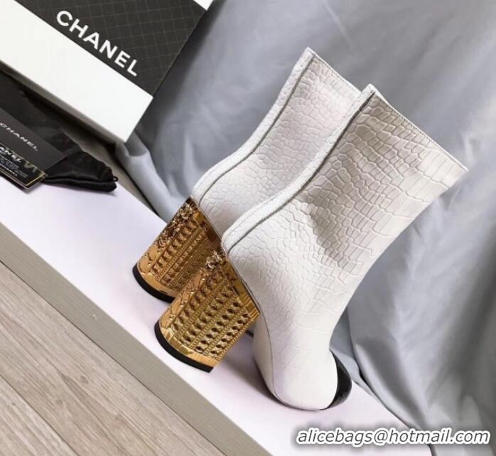 Famous Brand Chanel Stone-Embossed Calfskin Metal Heel Short Boots G34917 White 2019 