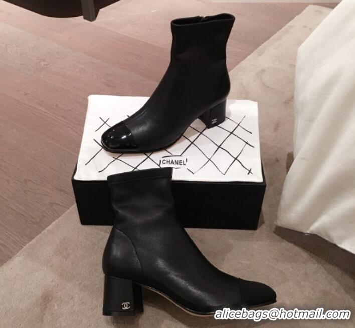 Imitation Chanel Lambskin Short Boots G10652 Black 2019