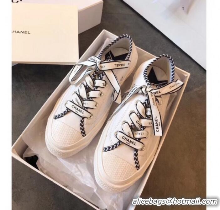 Classic Hot Chanel x Converse Logo Laces Sneakers G10909 White 2019