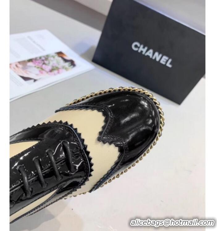 Sumptuous Chanel Calfskin and Patent Leather Chain Lace-Ups Loafers G35316 Apricot 2019