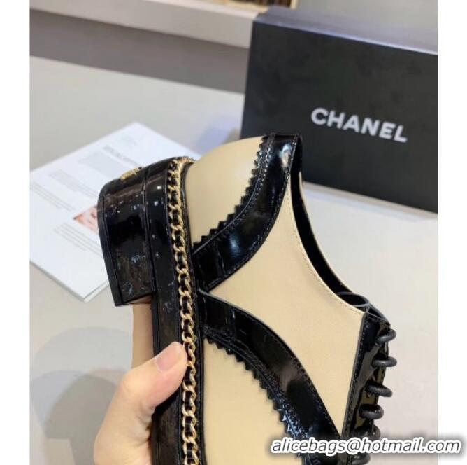 Sumptuous Chanel Calfskin and Patent Leather Chain Lace-Ups Loafers G35316 Apricot 2019