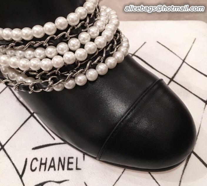 Luxury Discount Chanel Pearl Chain Buckle Short Boots G21619 Black 2019 