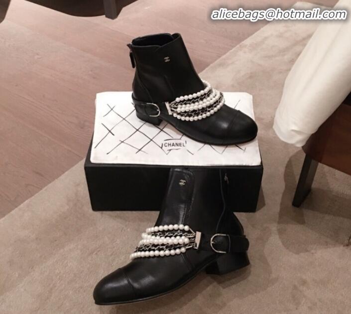 Luxury Discount Chanel Pearl Chain Buckle Short Boots G21619 Black 2019 