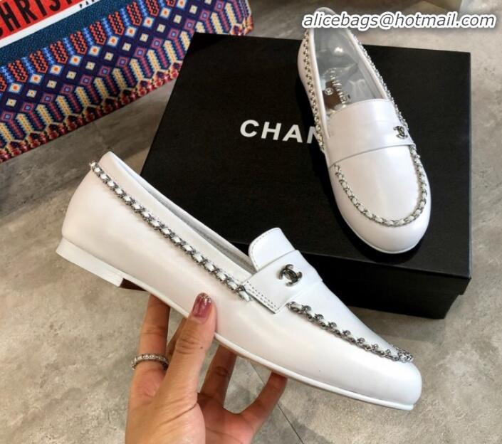 Luxury Chanel Lambskin Chain Flat Loafers G35631 White 2020