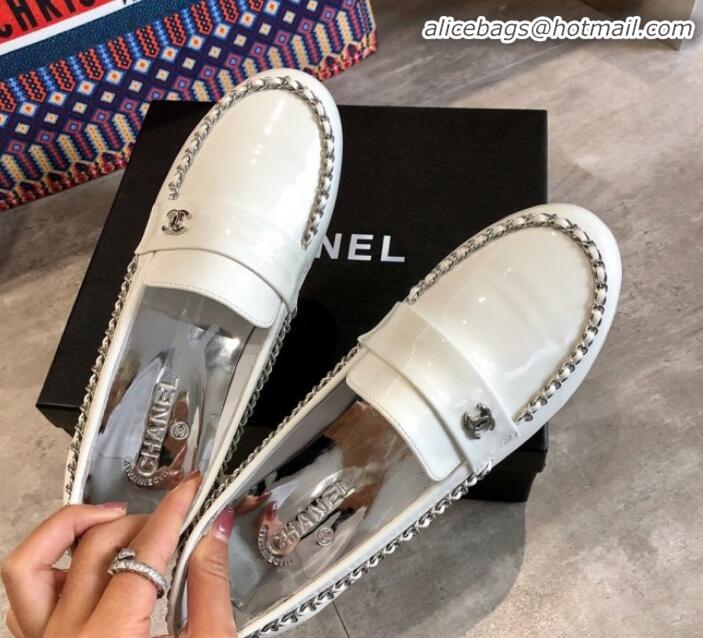 Stylish Chanel Patent Leather Chain Flat Loafers G35631 White 2020