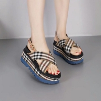 Best Design Burberry Fashion Slippers For Women #693016