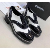 Popular Style Chanel Calfskin and Patent Leather Chain Lace-Ups Loafers G35316 White 2019