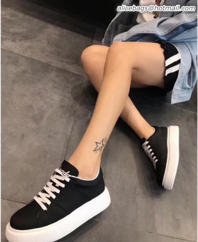 Pretty Style Prada Calfskin Logo Back Sneakers P91907 Black