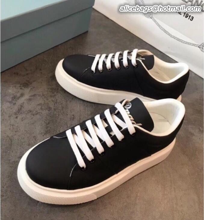 Pretty Style Prada Calfskin Logo Back Sneakers P91907 Black