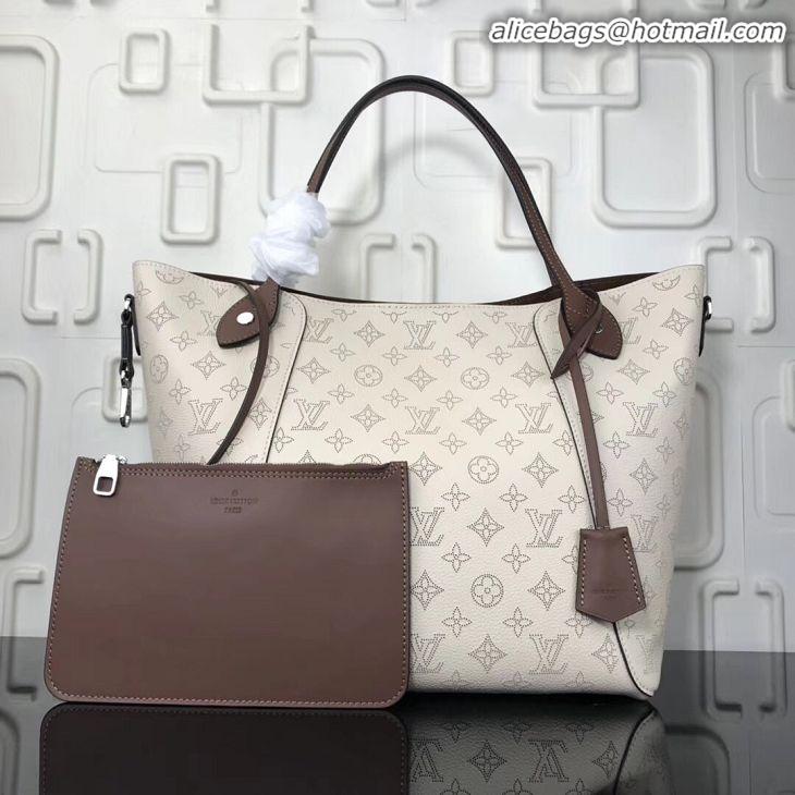 Luxury Classic Louis Vuitton Original Mahina Leather HINA Bag M53140 White