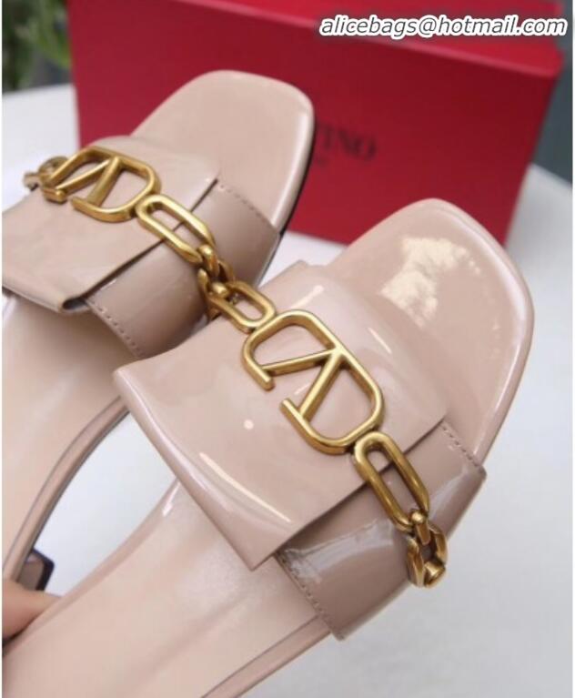 Top Design Valentino Patent Leather Vlogo Chain Flat Slide Sandals V10116 Apricot