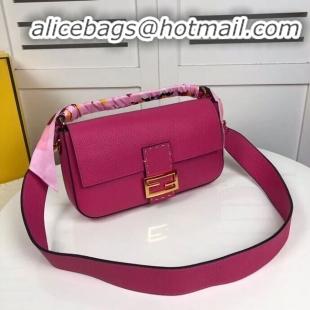 Fashion Show Collection Fendi BAGUETTE leather bag F2466 rose