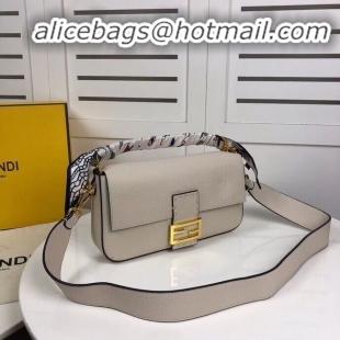 Low Cost Fendi BAGUETTE leather bag F2466 beige