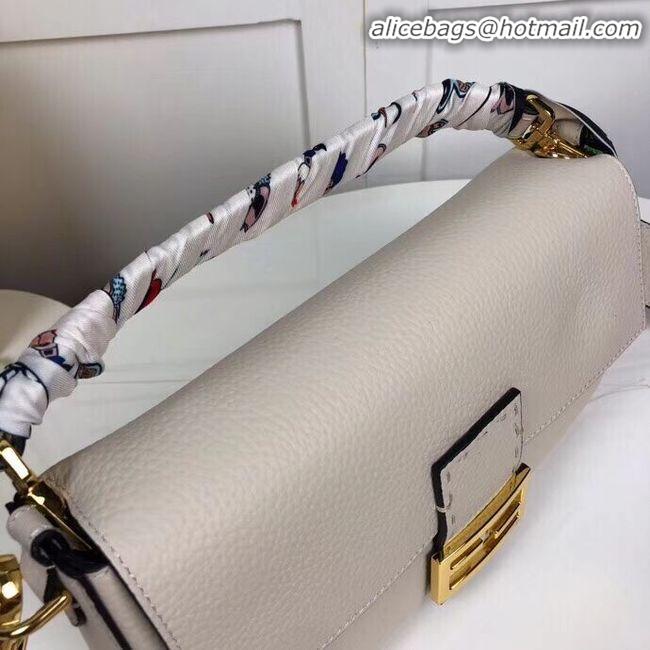 Low Cost Fendi BAGUETTE leather bag F2466 beige