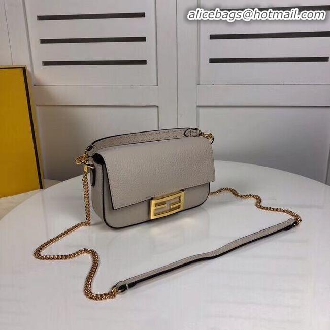 Inexpensive Imitation Fendi BAGUETTE leather bag F2467 beige