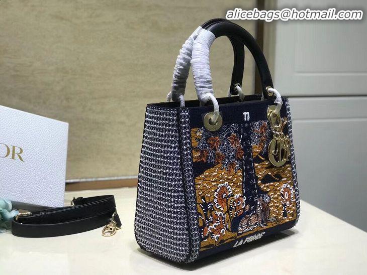 Grade Wholesale LADY DIOR embroidered cattle leather M0565-7