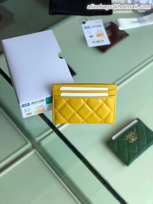 Sumptuous Discount Chanel 19 Card sleeve AP0731 yellow