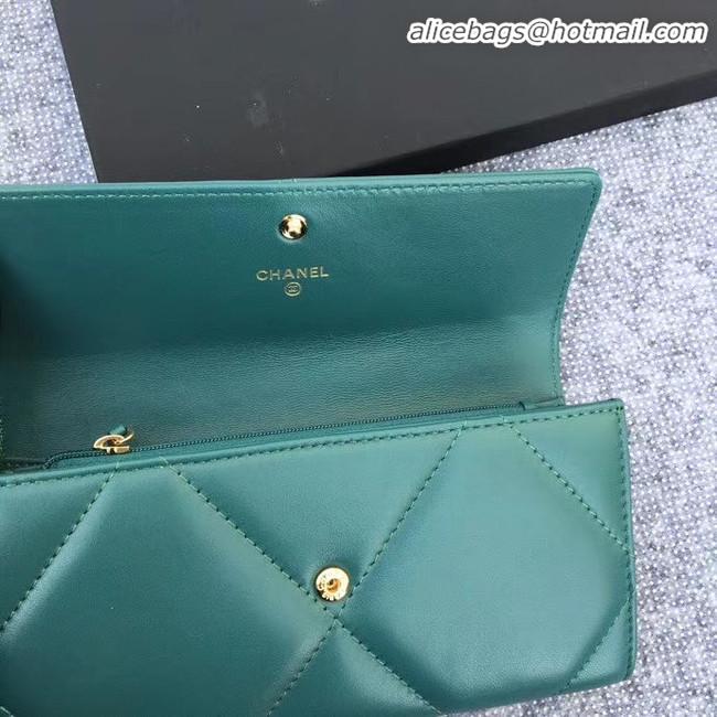 Grade Imitation Chanel sheepskin & Gold-Tone Metal Wallet AP0955 green