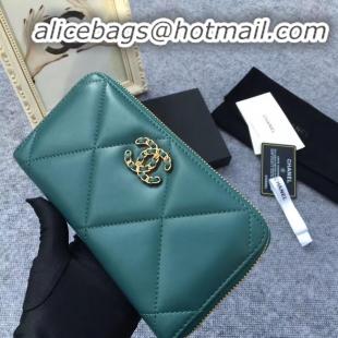 Unique Cheapest CHANEL 19 sheepskin & Gold-Tone Metal Wallet AP1063 green