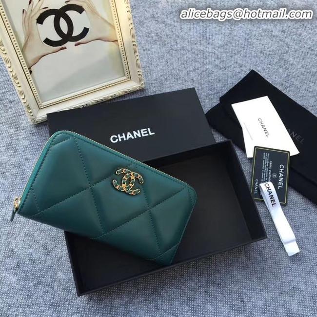 Unique Cheapest CHANEL 19 sheepskin & Gold-Tone Metal Wallet AP1063 green