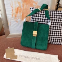 Market Sells Bottega Veneta Original velvet Leather 578344 green