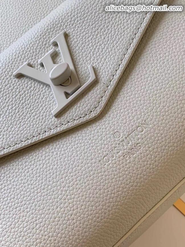 Spot Bulk Louis Vuitton Original LOCKME TOTE M55845 white