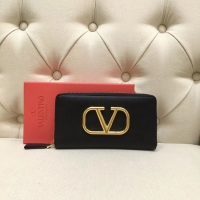 Buy Classic VALENTINO Origianl leather Zipped Wallet VG0088 Black