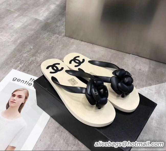 Grade Quality Chanel Rubber Camellia Thong Slides Sandals G02125 Black 2020